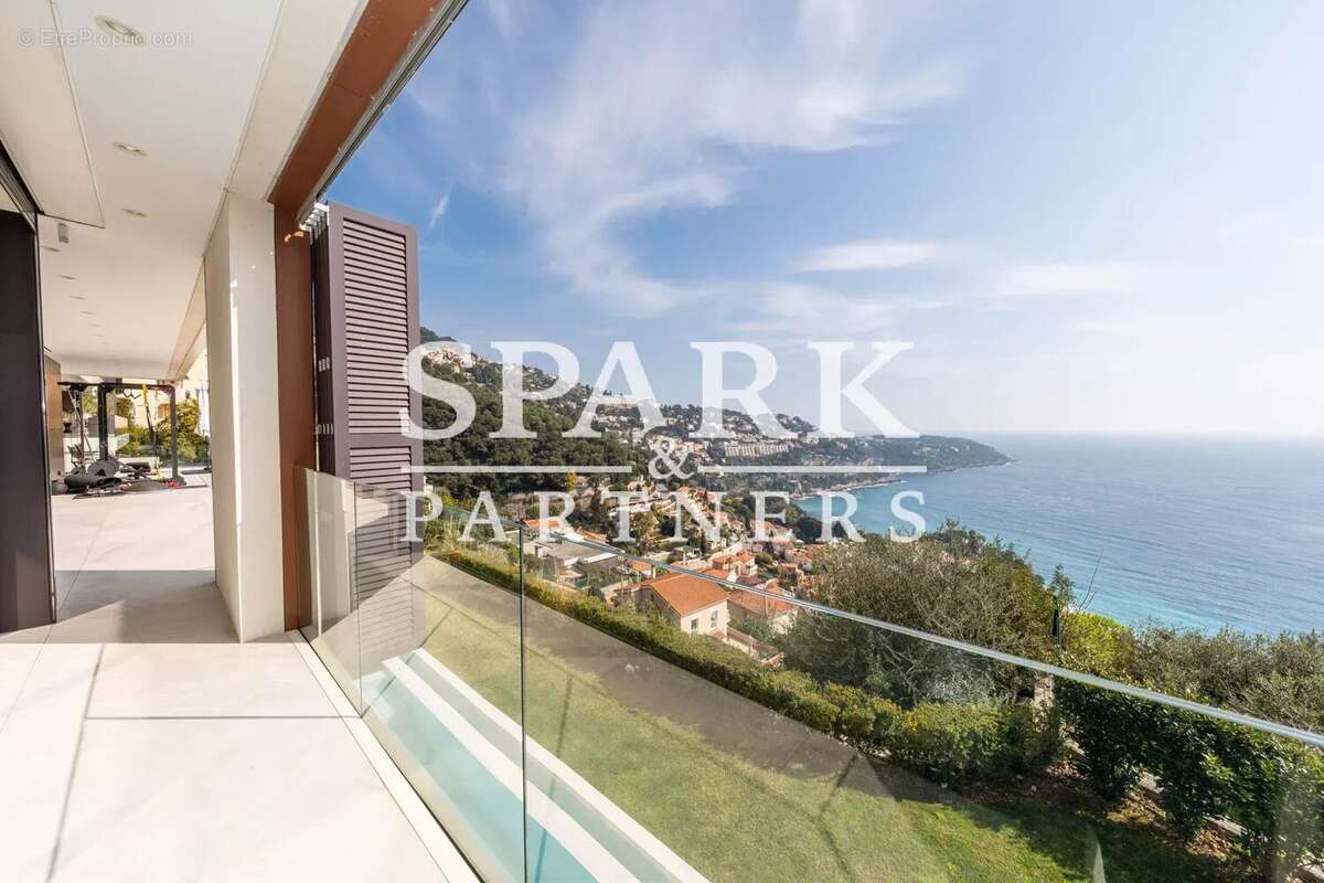 Maison à ROQUEBRUNE-CAP-MARTIN