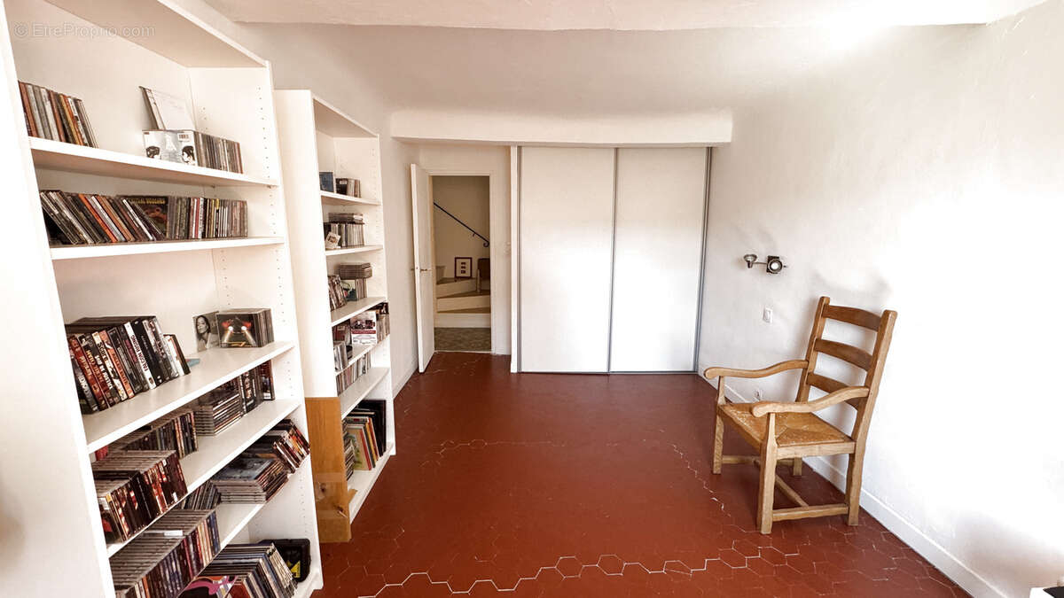 Maison de village T5 à Magagnosc - photo 10