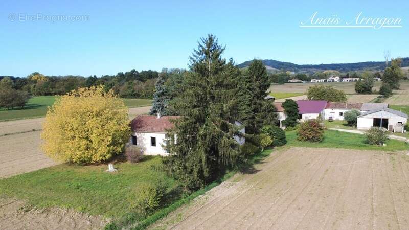 Maison à SAINT-SYLVESTRE-SUR-LOT