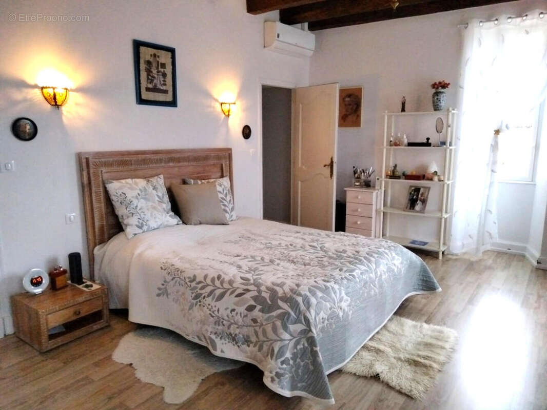 CHAMBRE - Maison à BARRO