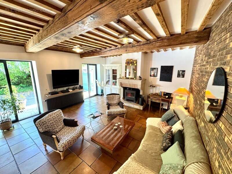 Maison à JONAGE