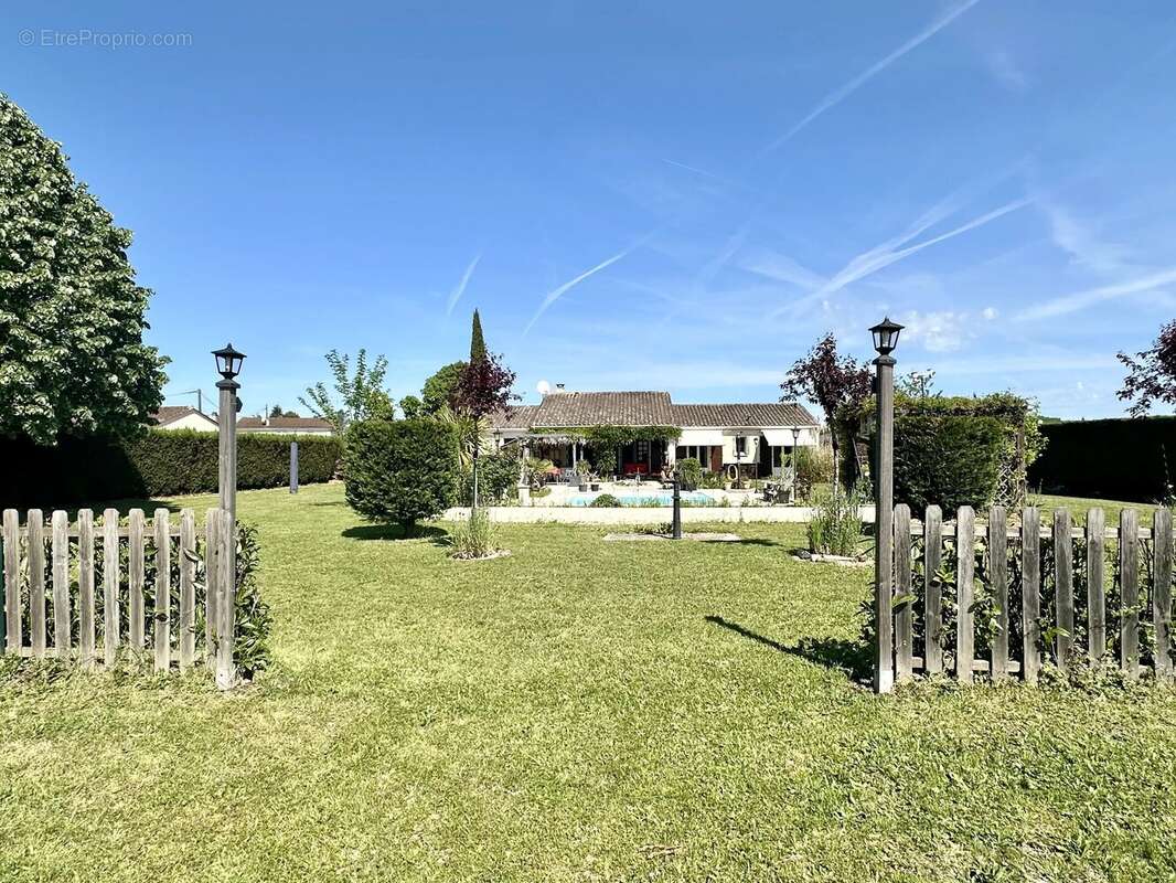 Maison à CHENAUD