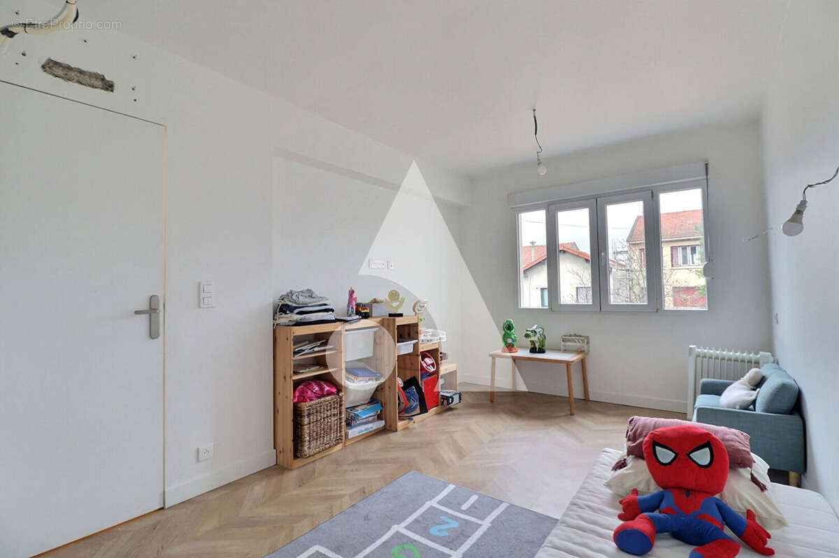 Maison à ROMAINVILLE