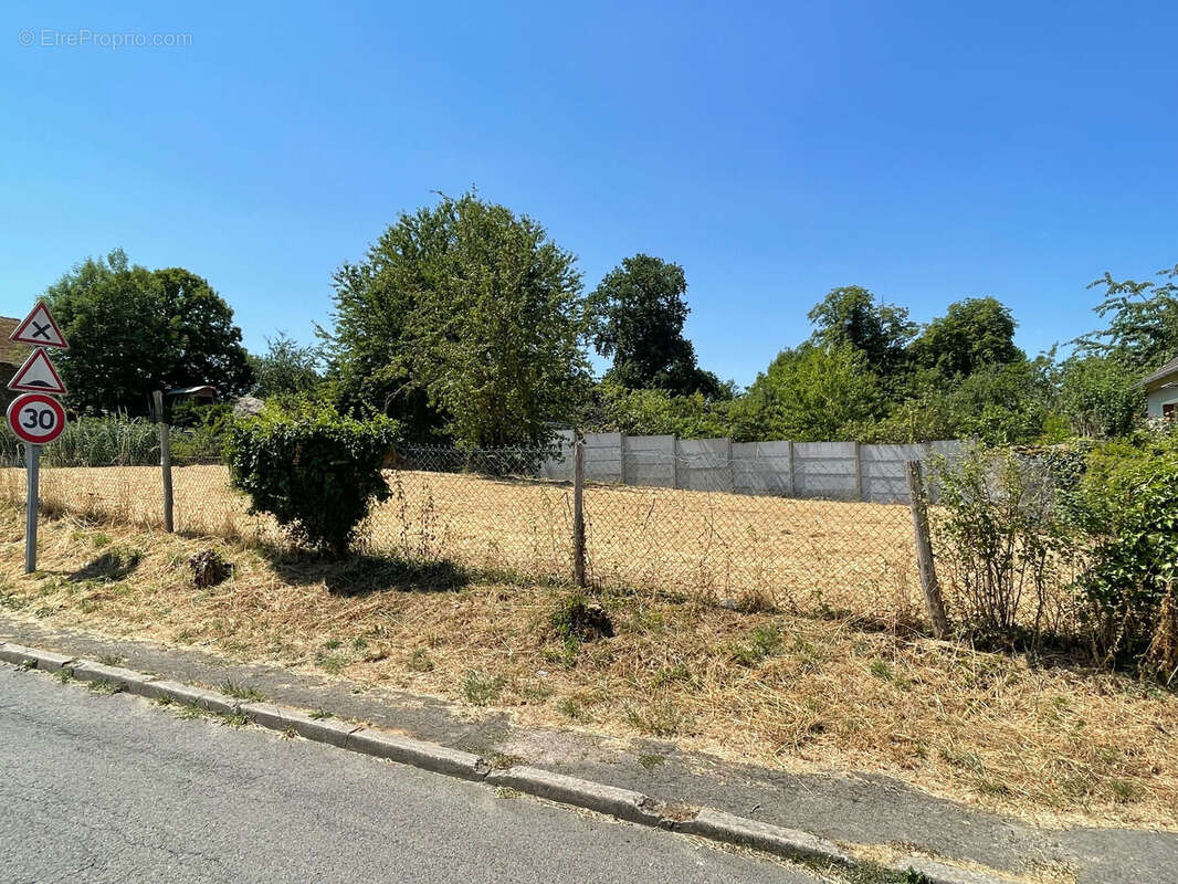 Terrain 490 m² à Choisy-En-Brie  - photo 4