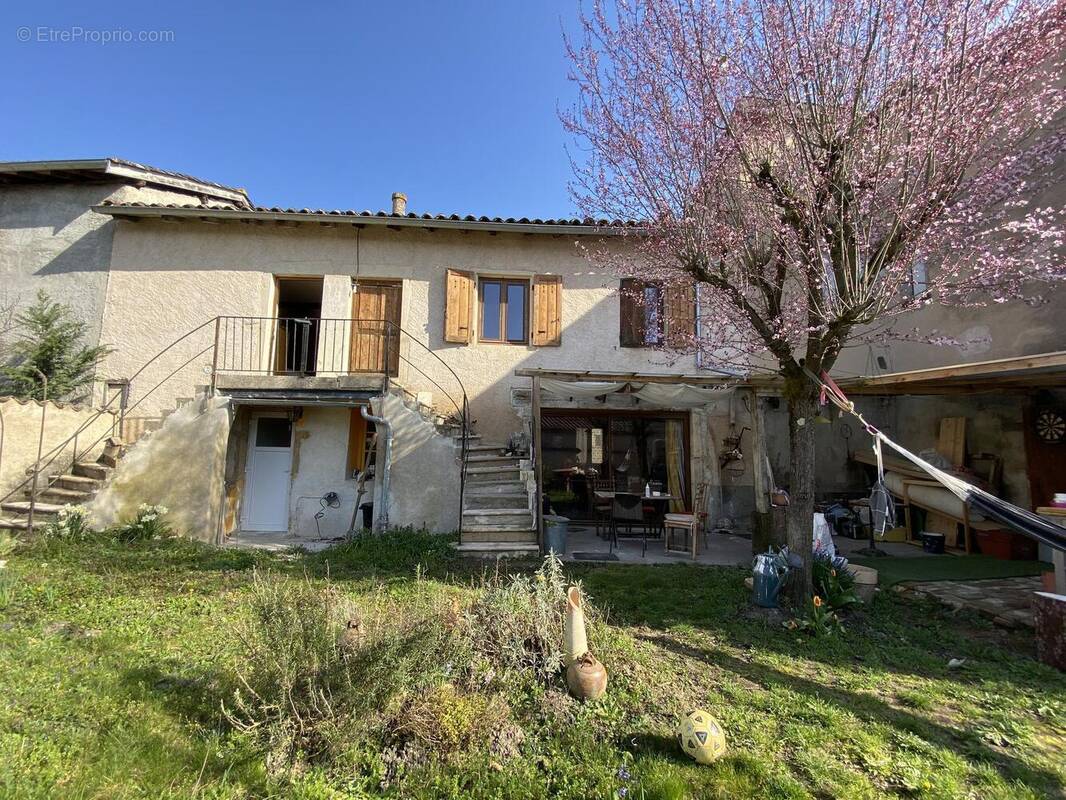 Photo 1 - Maison à GUEREINS