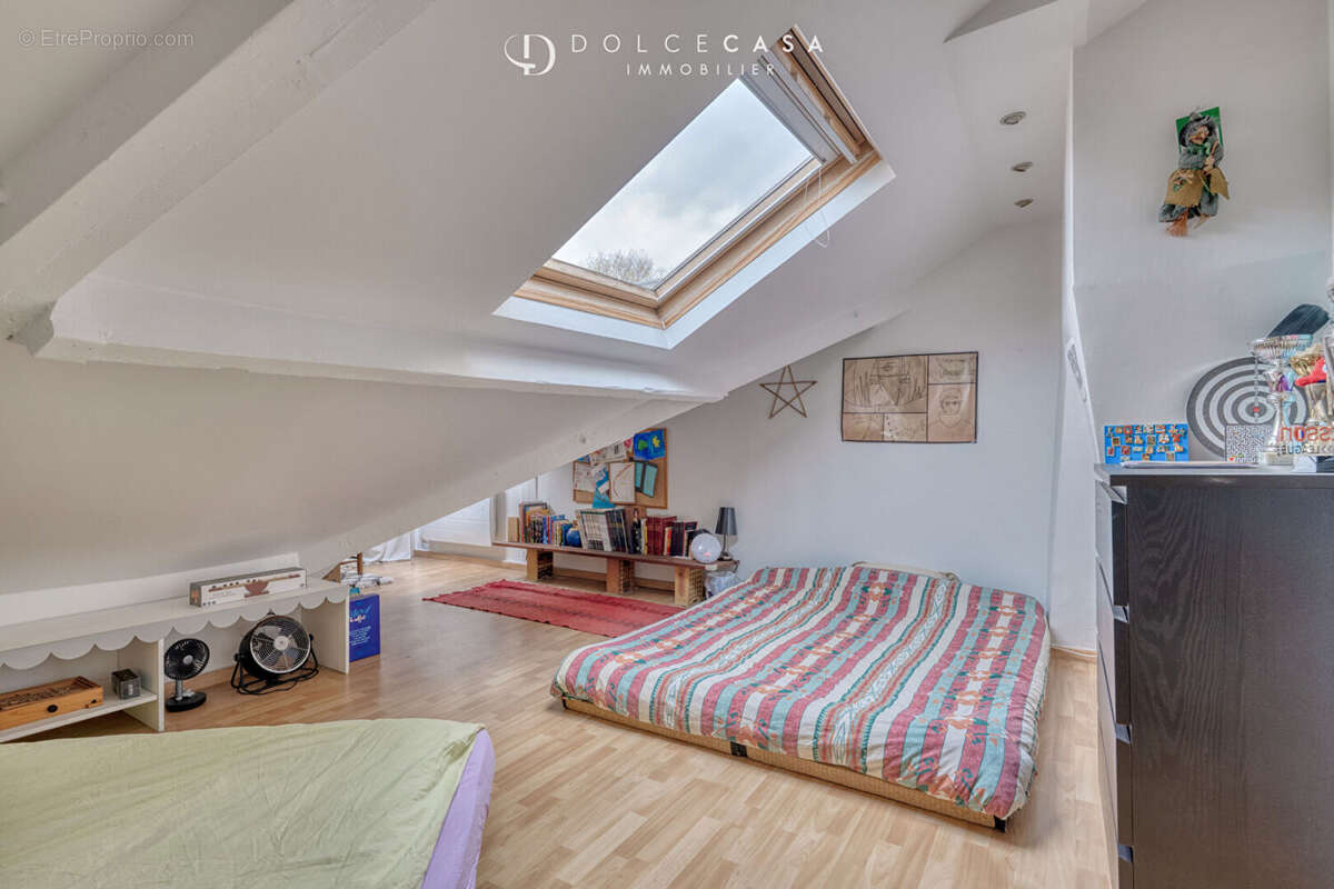 Appartement à LE PERREUX-SUR-MARNE