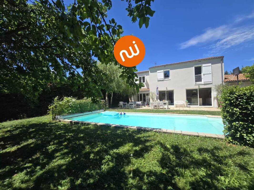 Appartement à TASSIN-LA-DEMI-LUNE