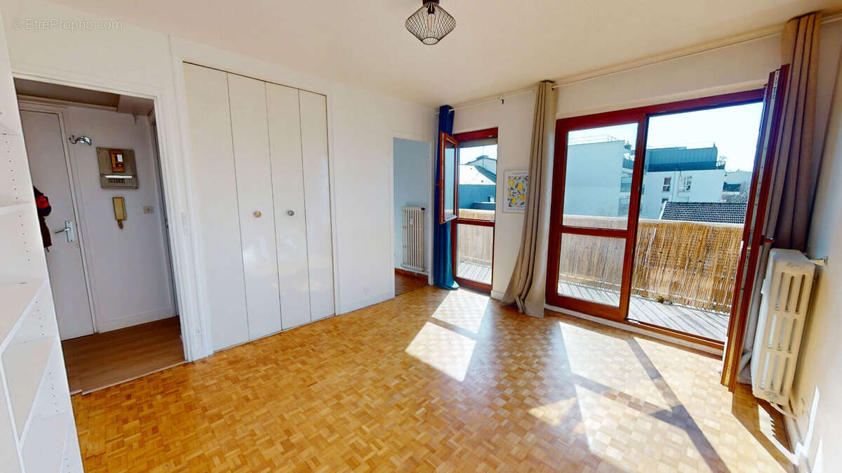 Appartement à VILLEMOMBLE