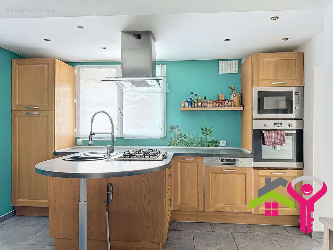 Maison à LIEU-SAINT-AMAND