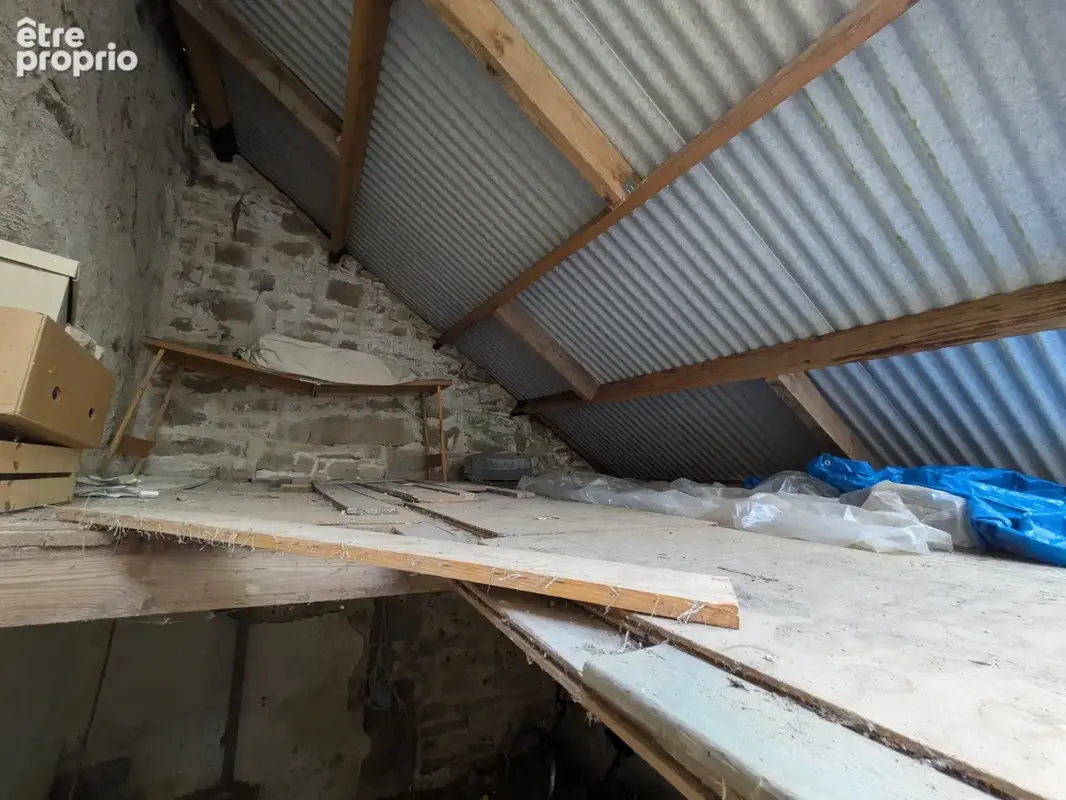 Guemene sur scorff maison atypique en bon etat general de 2 pieces avec cave une dépendance et un jardinet - photo 14