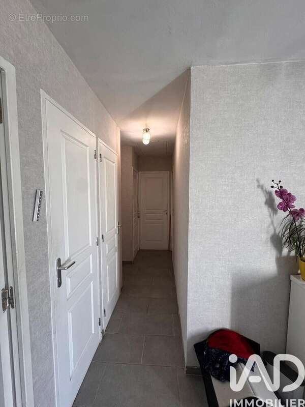 Maison 90 m² à Fleury-En-Biere  - photo 9