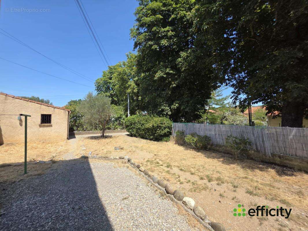 Maison 70 m² à Chateau-Arnoux-Saint-Auban  - photo 3