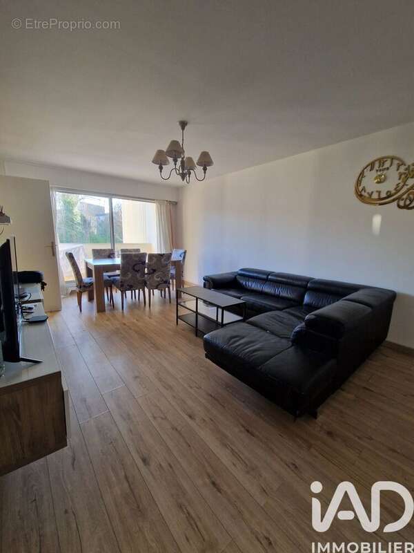 Photo 2 - Appartement à LES ULIS