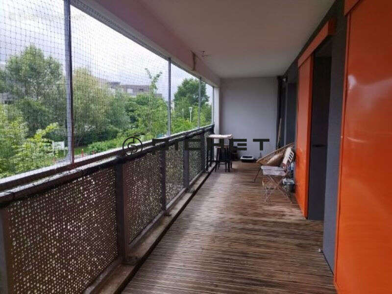 Appartement à VILLENAVE-D'ORNON
