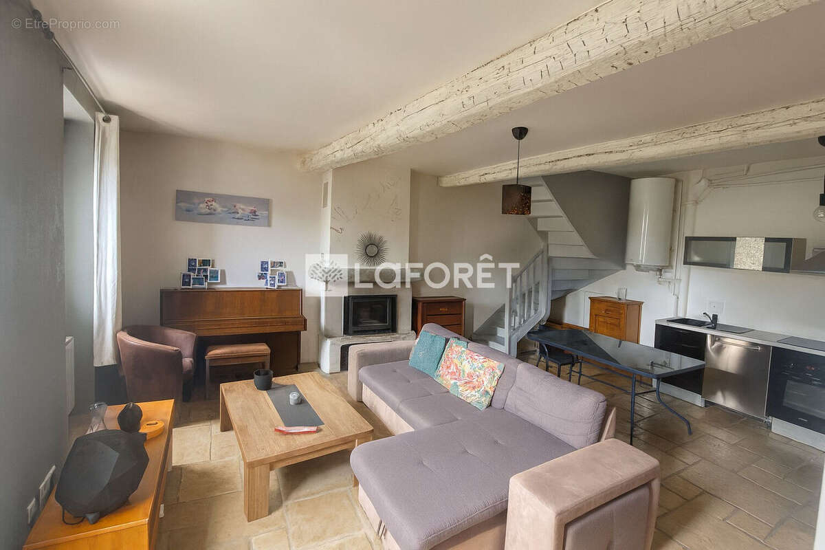 Appartement à SAINT-PAUL-EN-FORET