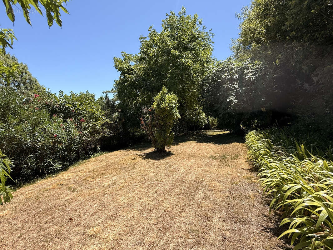 Maison de village en pierre avec vue panoramique sur la vallée - photo 18