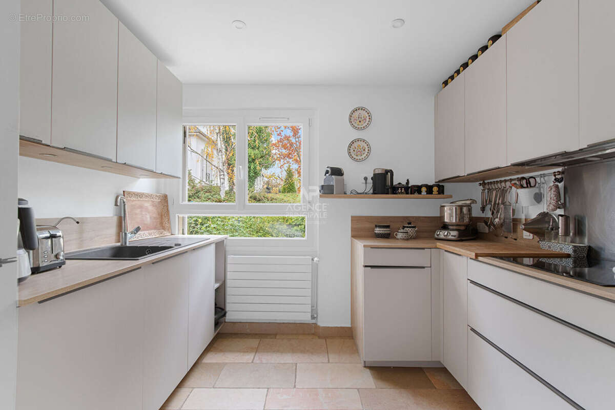 Maison Mareil Marly 9 pièce(s) - photo 9
