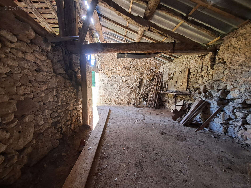 Maison à PORT-SAINTE-MARIE