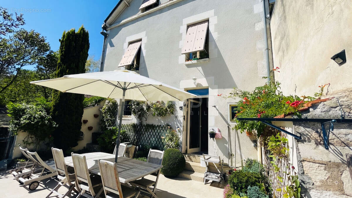CHABLIS :Charmante maison de village au bord de l'eau avec terrasse - photo 5