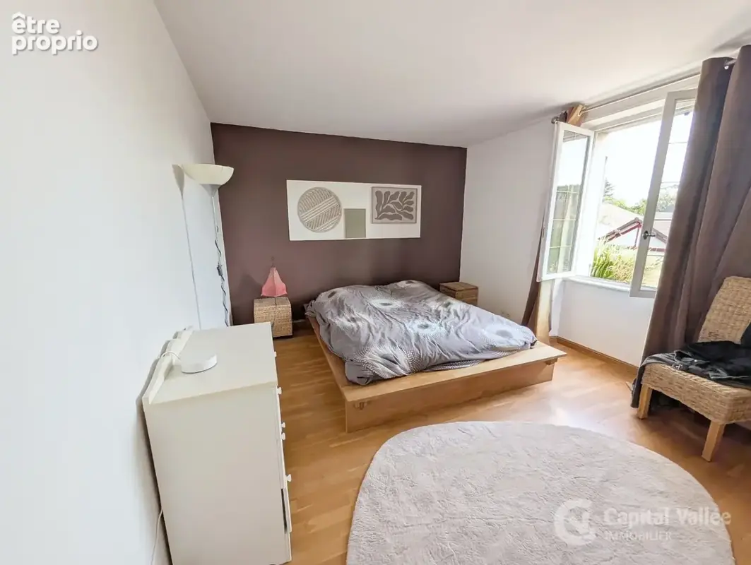 Meulière rénovée, 120 m2, 4 chambres, jardin arboré de 727 m2 et garage, au calme - photo 10