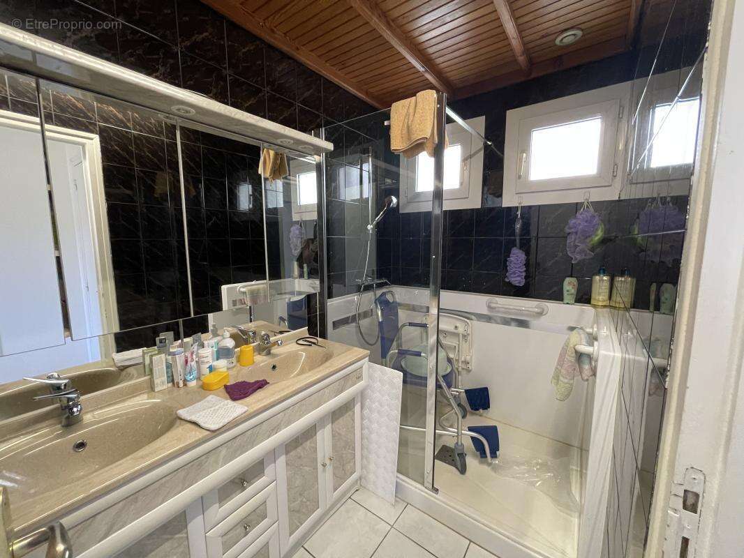 Maison à AIXE-SUR-VIENNE