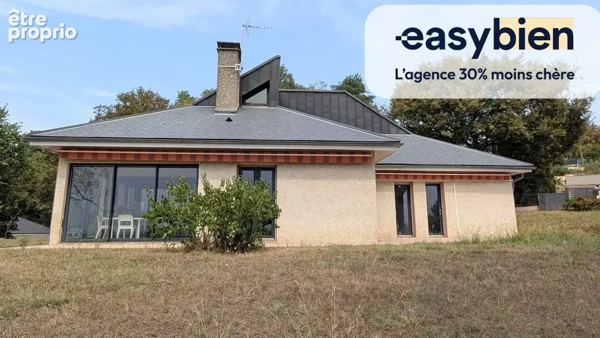 Maison à BUROS