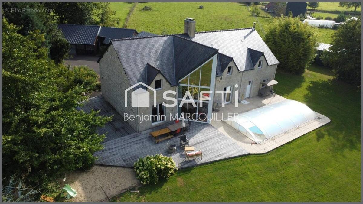 Photo 1 - Maison à VILLEDIEU-LES-POELES