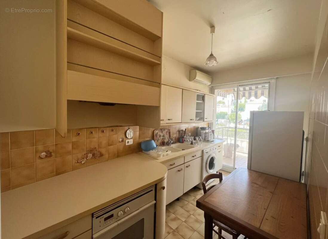 Appartement à BEAULIEU-SUR-MER