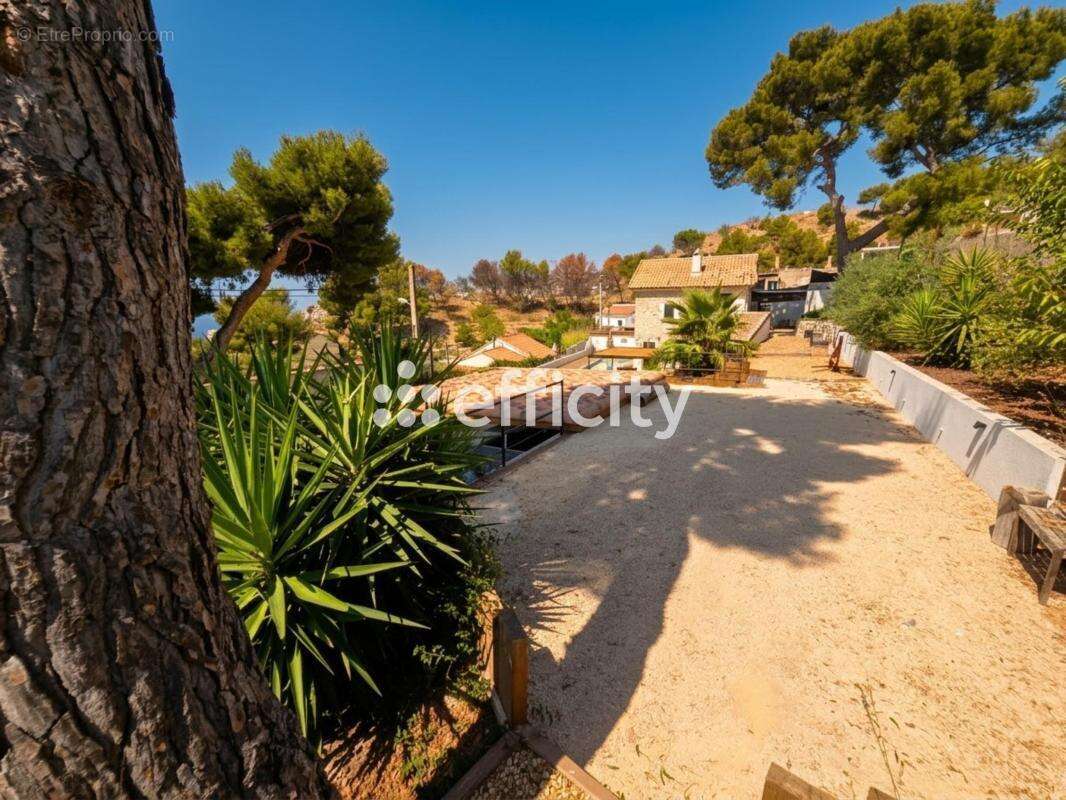 Maison 120 m² à Marseille-16e  - photo 16