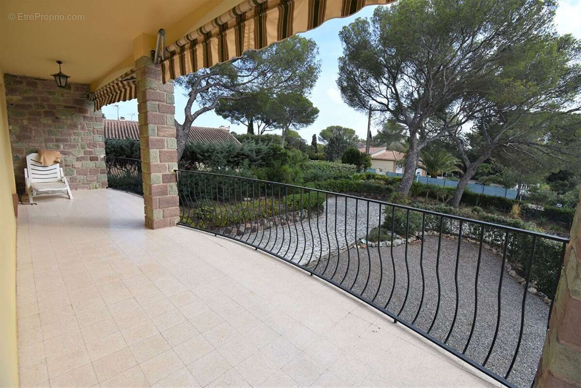 Maison à SAINT-RAPHAEL