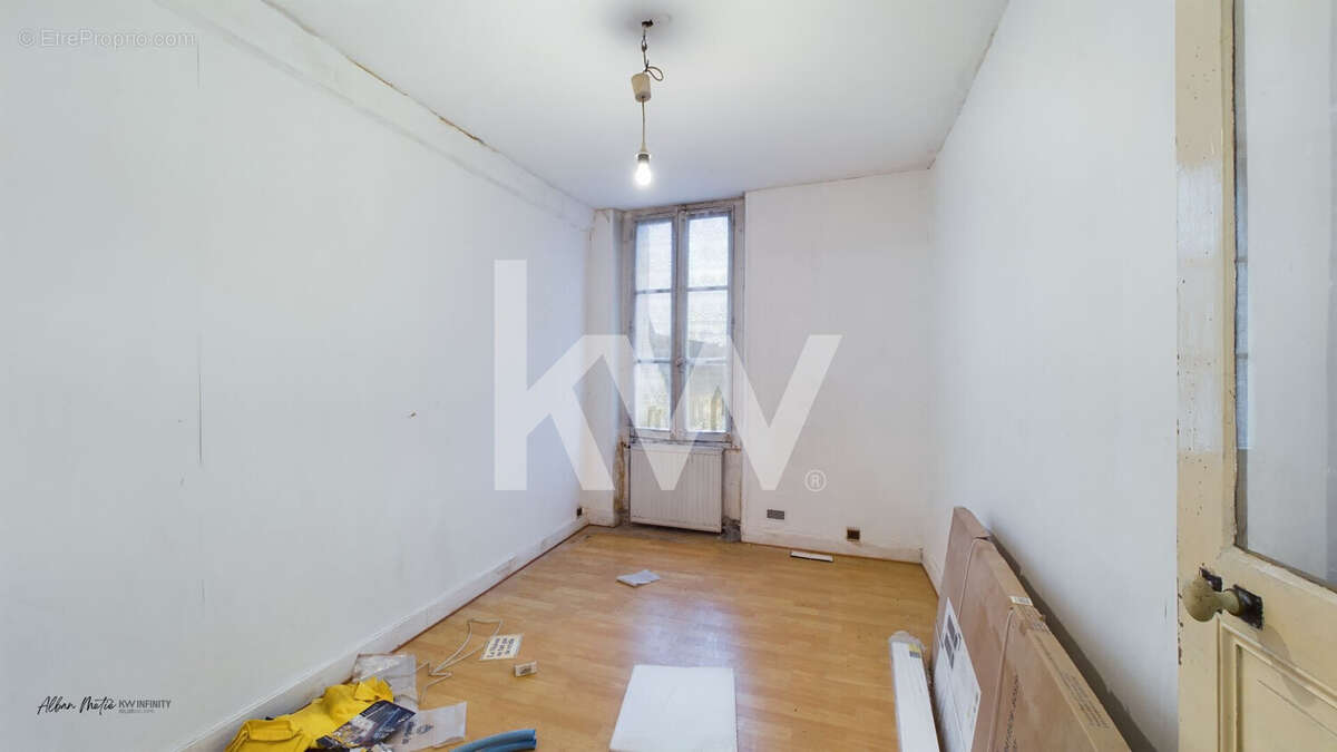 Appartement 237 m² à Romorantin-Lanthenay  - photo 7