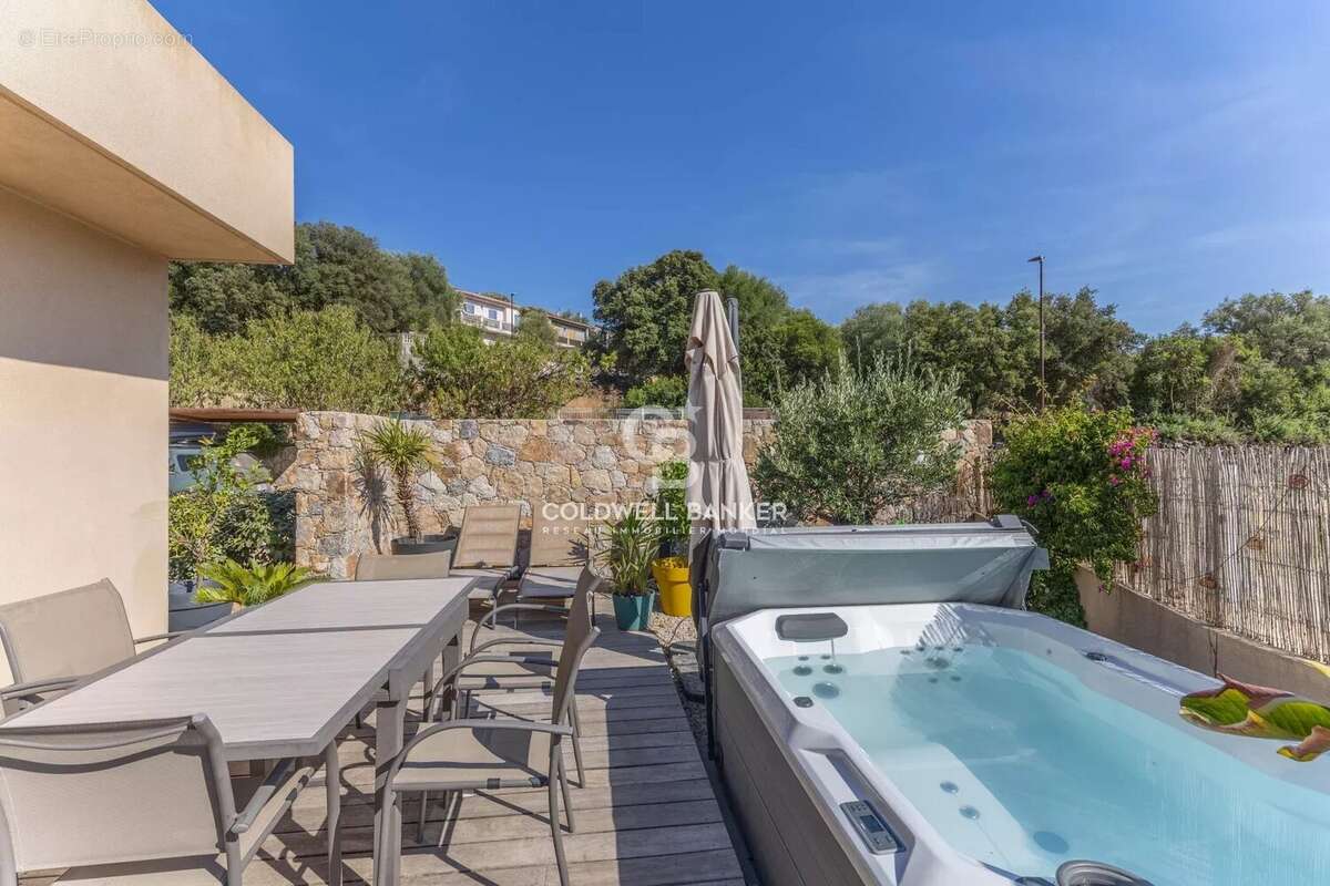 Aregno - Beau T3 vue montagne - Terrasse & jardin - photo 7