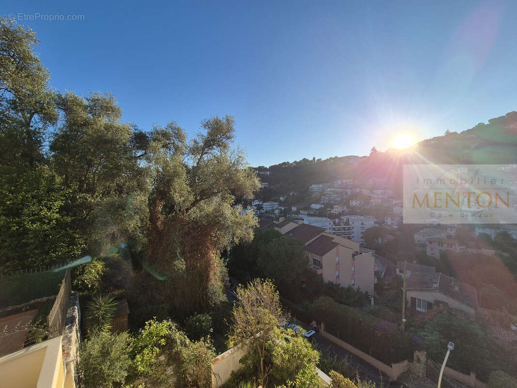 Appartement à MENTON