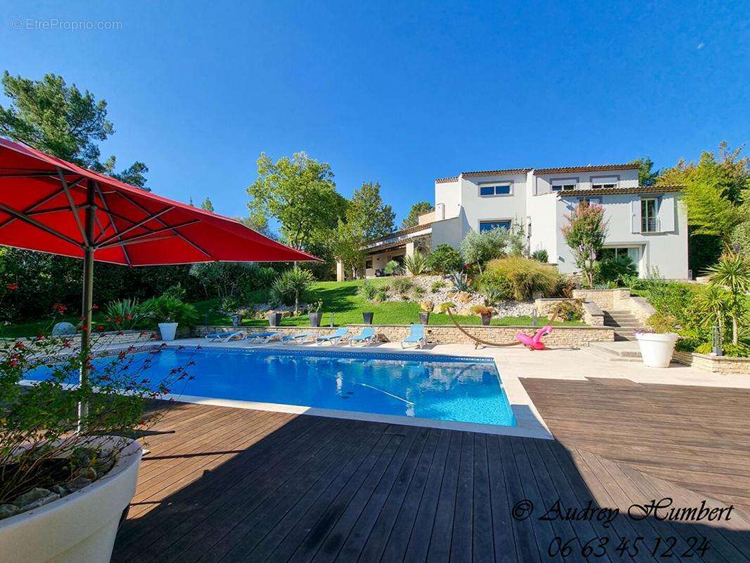 Maison à PIERREVERT