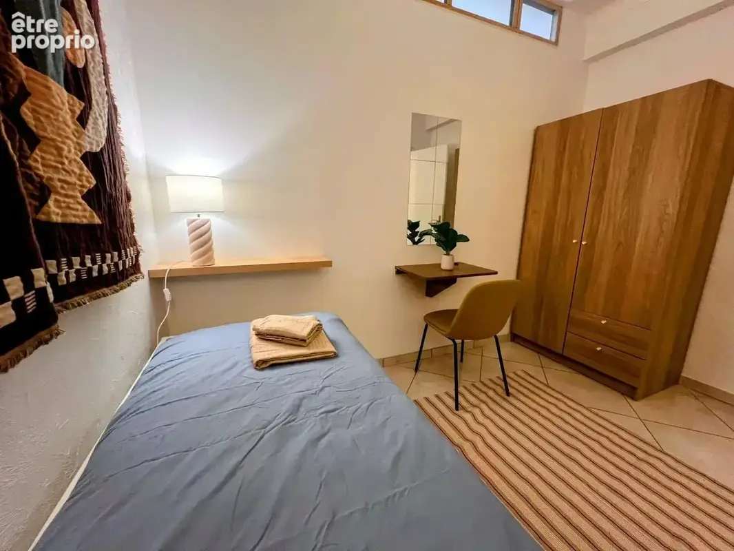 Nice ouest- 3 pieces de 82m en excellent etat - photo 12