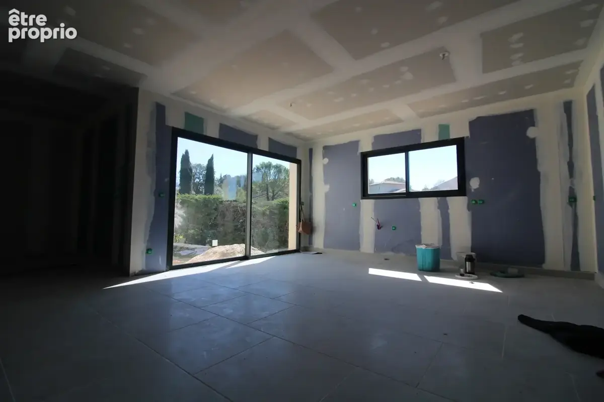 VILLA 102 m2 habitable. Terrain 500 m2. - photo 9