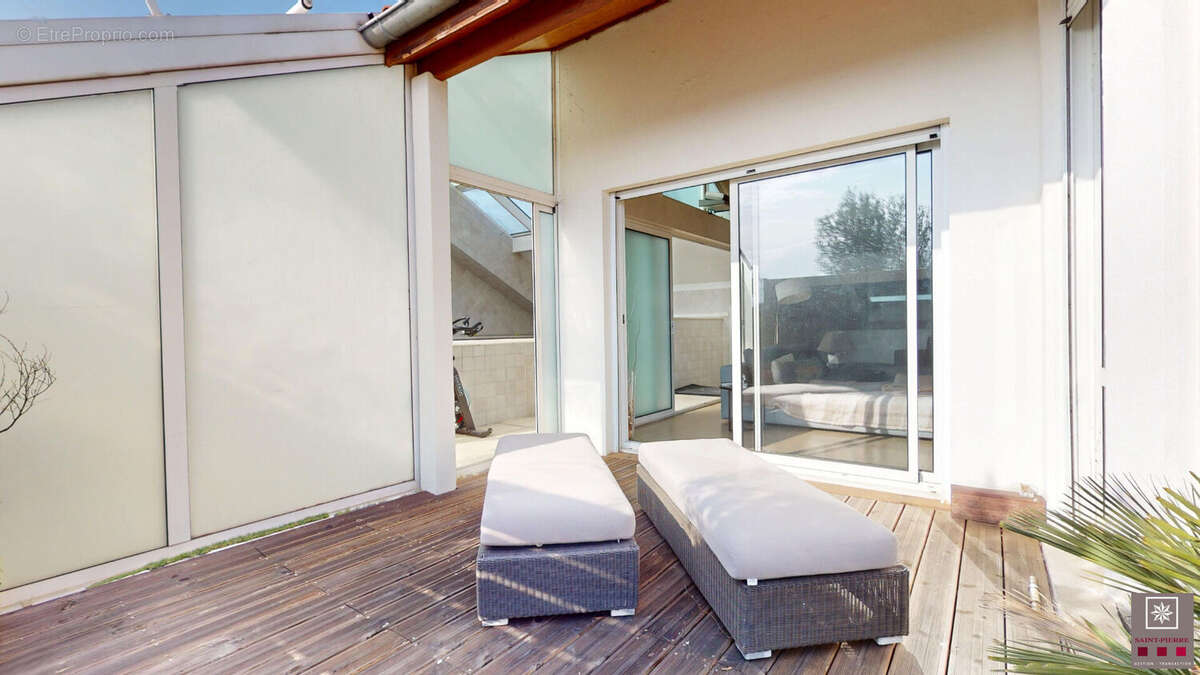 Appartement à LYON-8E