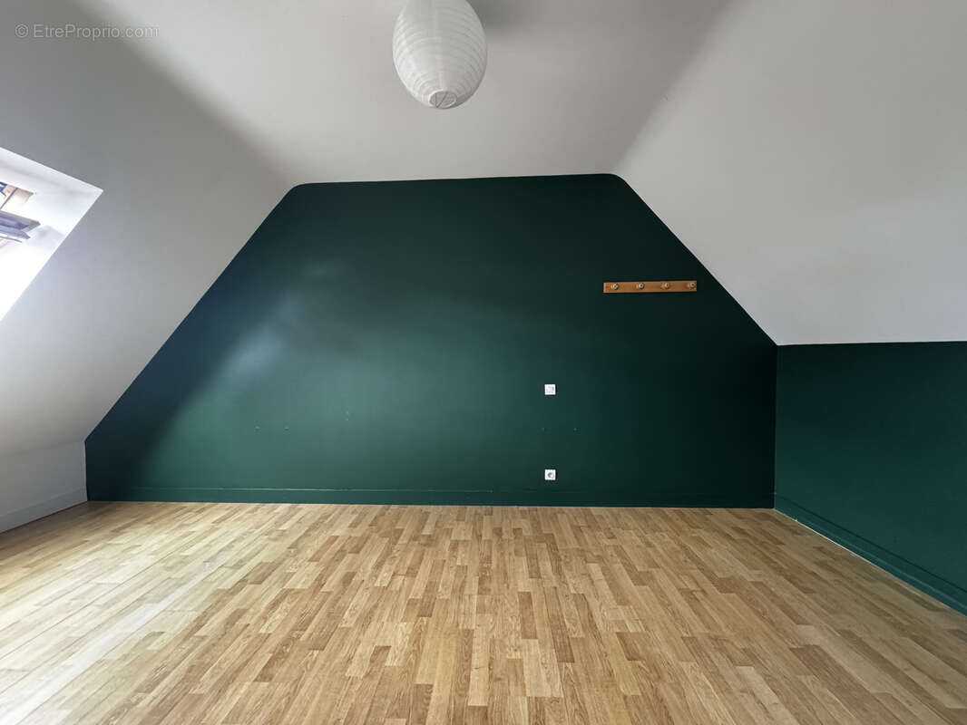 Maison familiale de 138 m2 sur terrain constructible de 1 913 m2 - photo 21