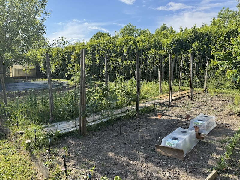 Maison à RIOUX-MARTIN