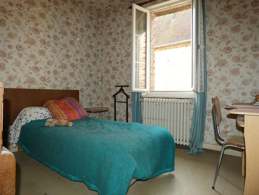 Maison à LONGNY-AU-PERCHE