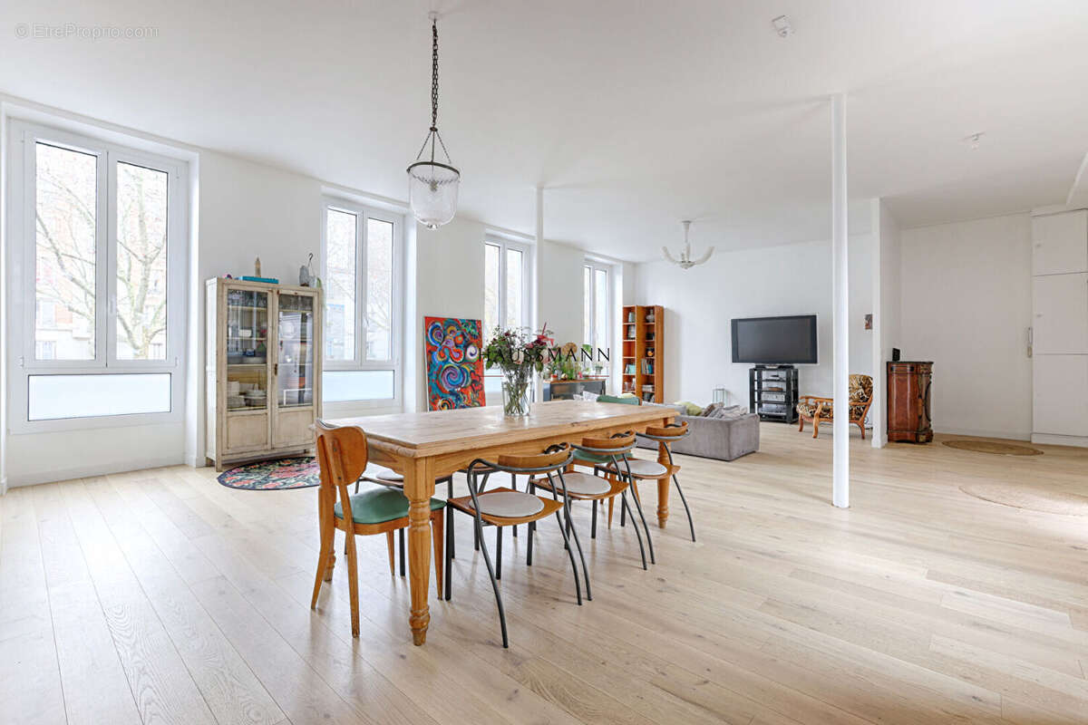 Appartement à PARIS-11E