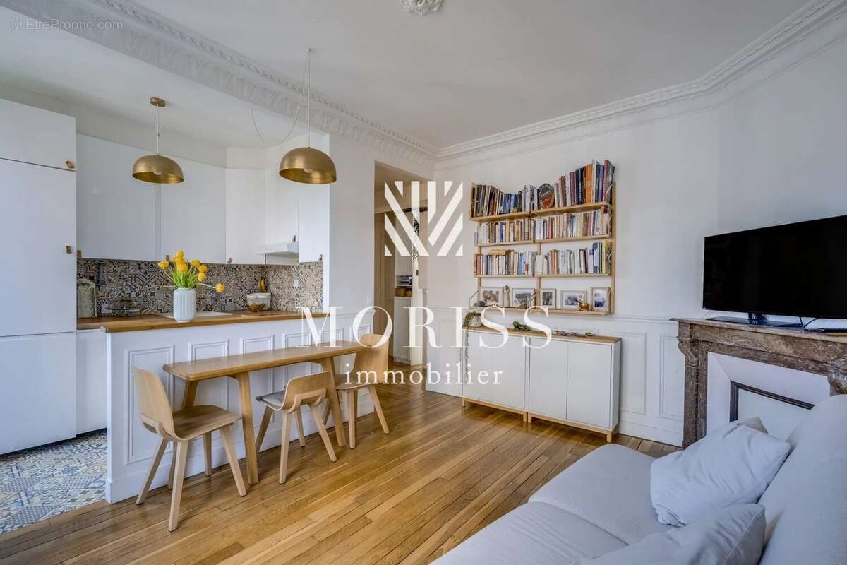 Appartement à PARIS-17E
