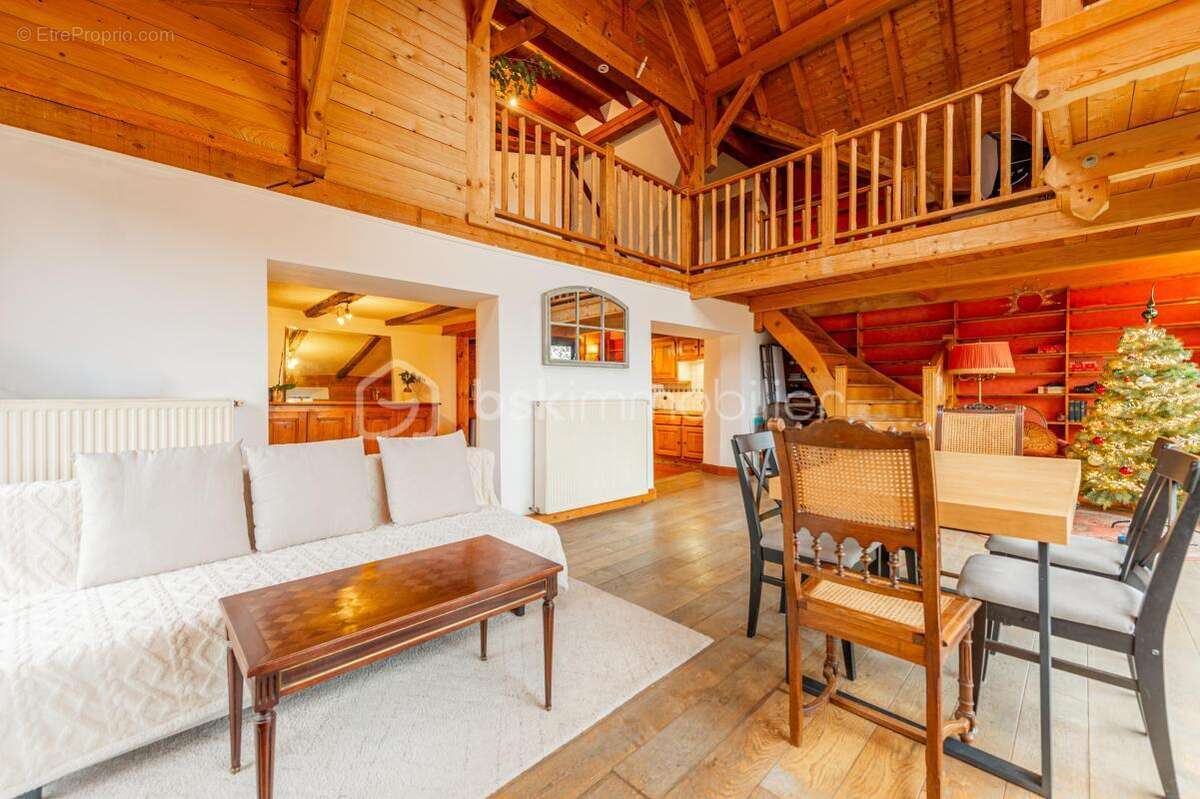 Exclusivité : LA ROCHE SUR FORON  Appartement spacieux de caractère + annexe indépendante avec jardin - photo 4