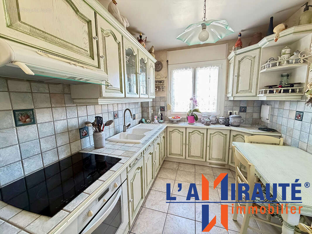 Appartement à SARTROUVILLE