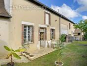 Maison à LA CHAPELLE-SUR-AVEYRON