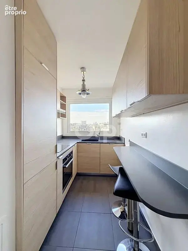 PARIS 15e – 2 pièces 53 m² 11ème étage Vue Très dégagée Tour Eiffel - photo 4