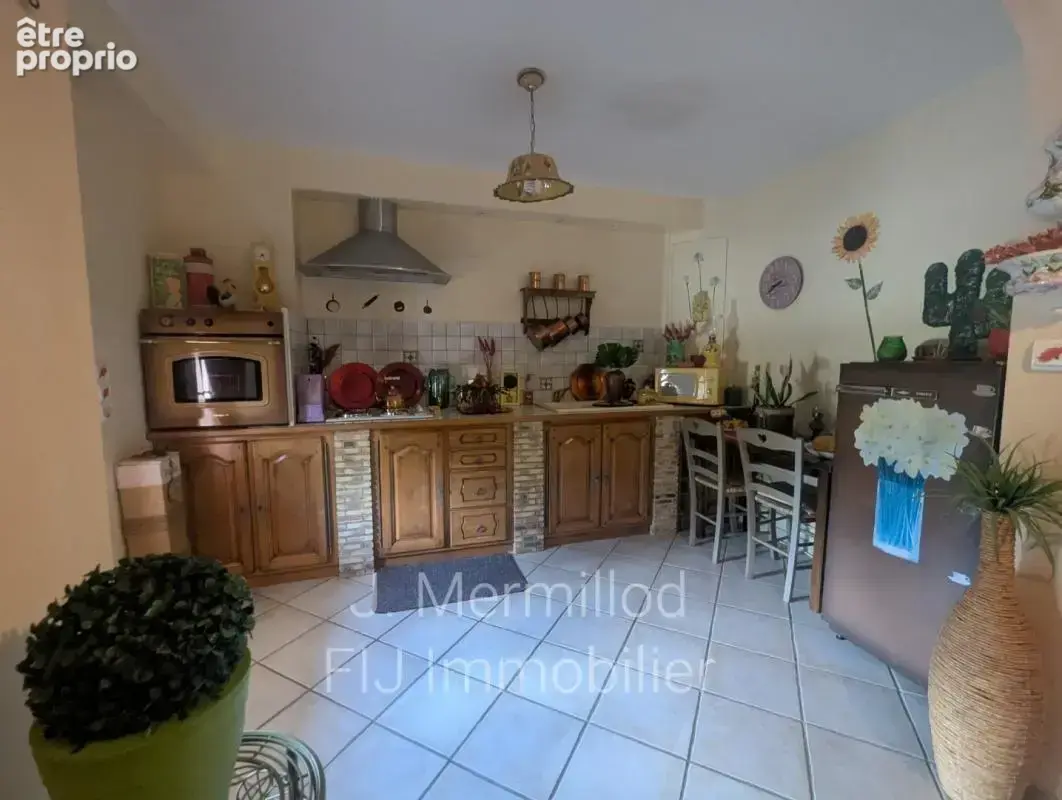 Maison 7 pièces / 183 m² / 393 000 EUR / SAINT-PRIVAT-DES-VIEUX - photo 14