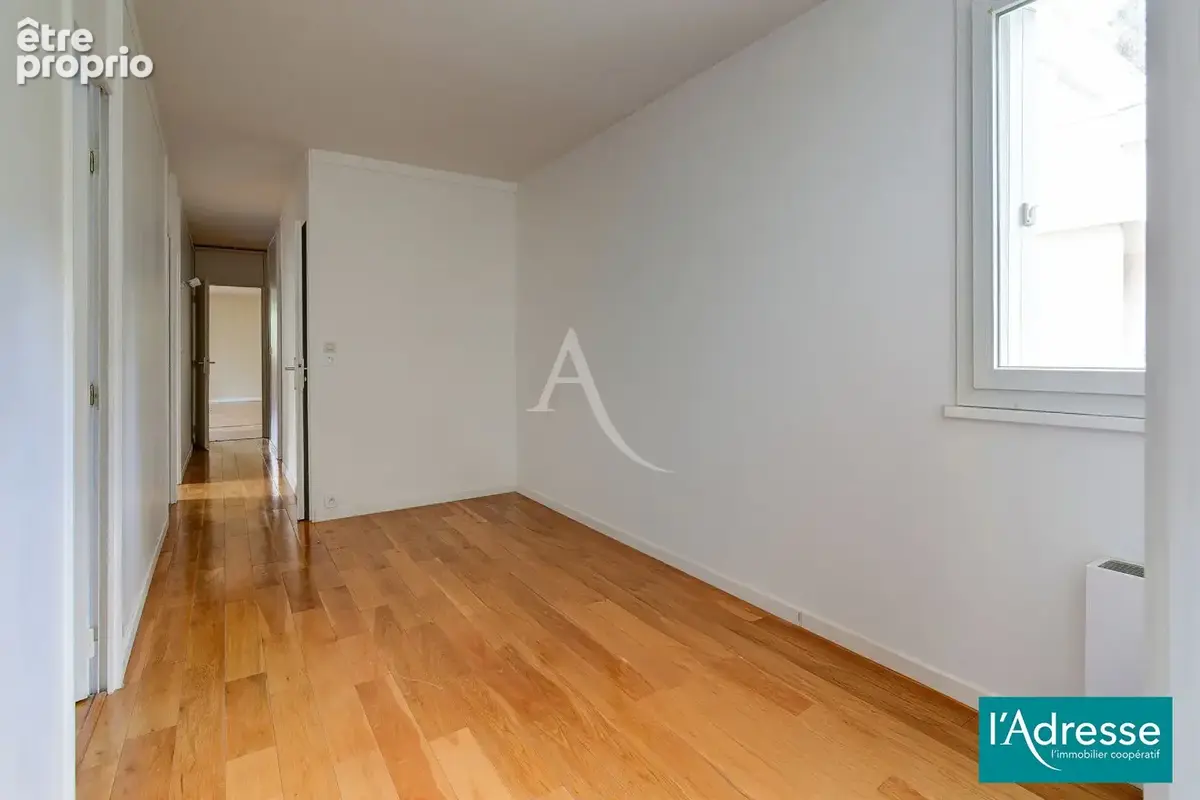 REIMS ? Appartement 5 pièces de 110 m² avec balcon, 4 chambres et ascenseur ? 149 900 - photo 12