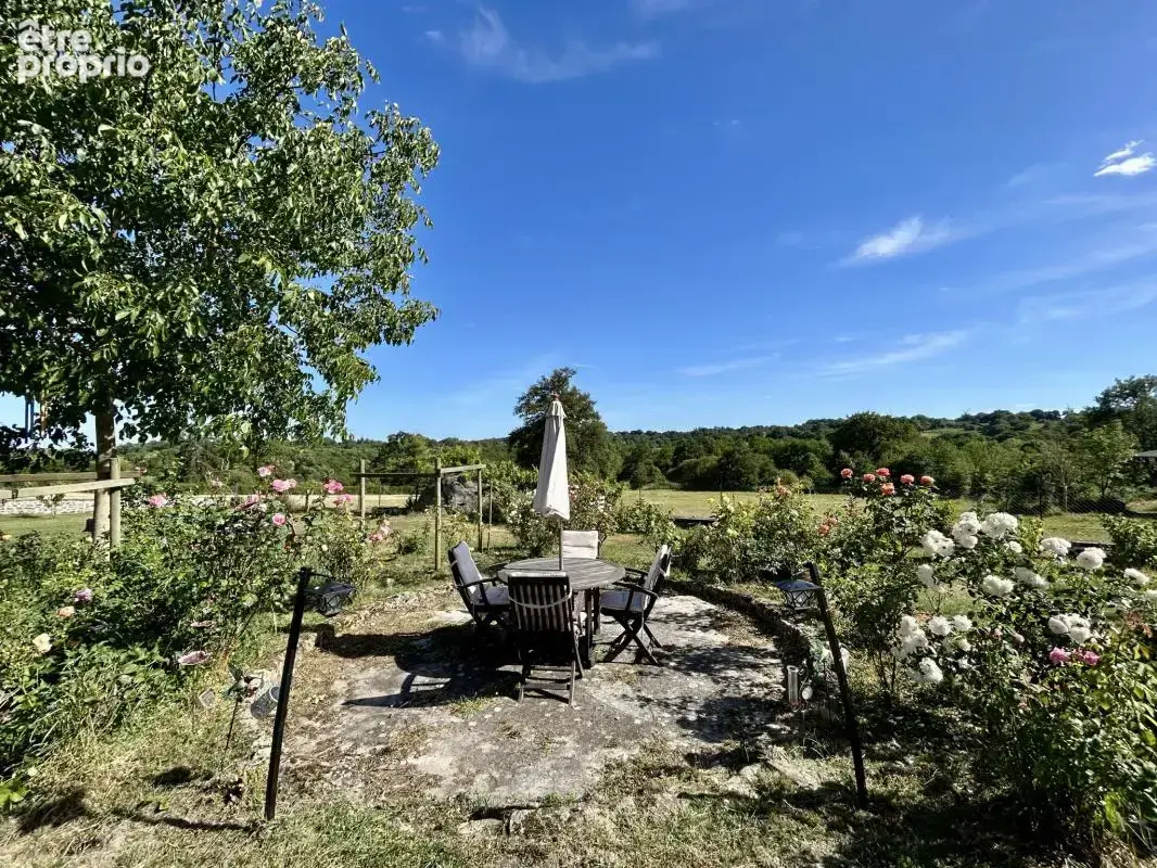 Domaine d'Exception de 17 Hectares, 4 chambres, 251m2 - gara - photo 20
