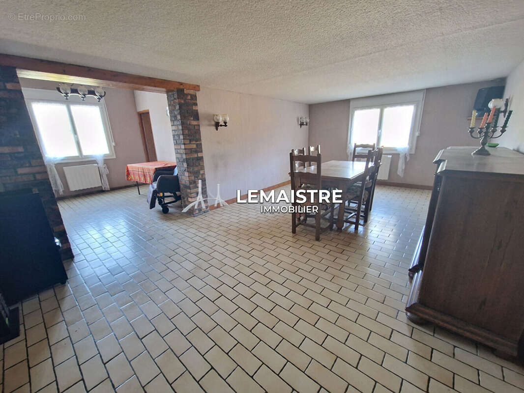 Maison à SANDOUVILLE